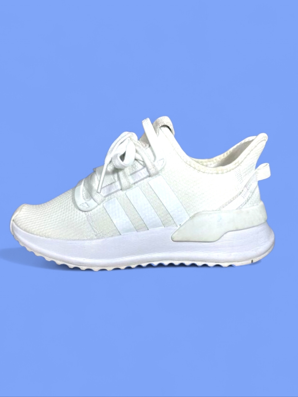 Clean Adidas White sz 3.5